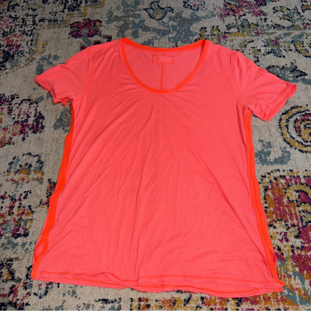 lululemon athletica Vibrant Orange Short Sleeve Tee